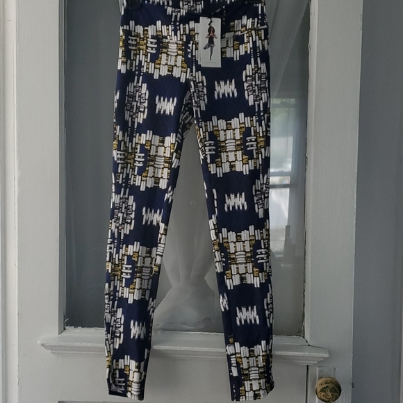SATVA Movement Anya Yoga Leggings - Picture 1 of 6